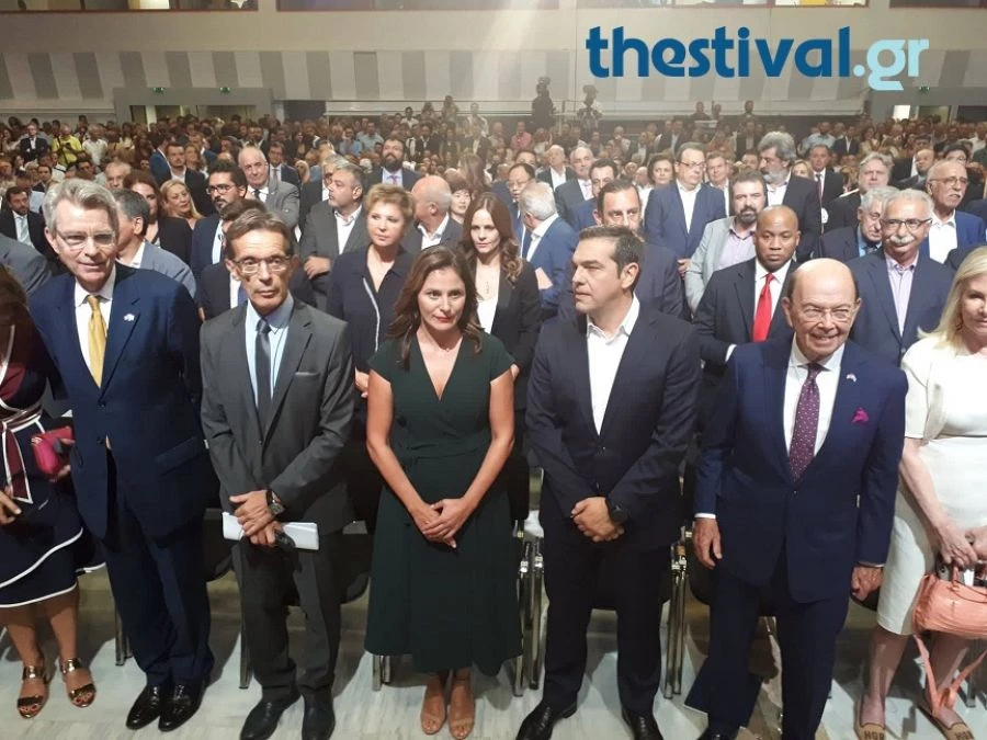 Έφτασε στο Βελλίδειο ο Αλέξης Τσίπρας (βίντεο)